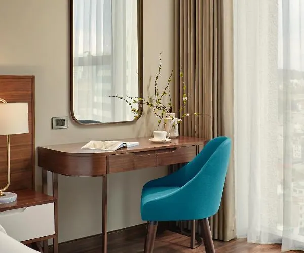 Khách sạn The Watson Premium 5*
