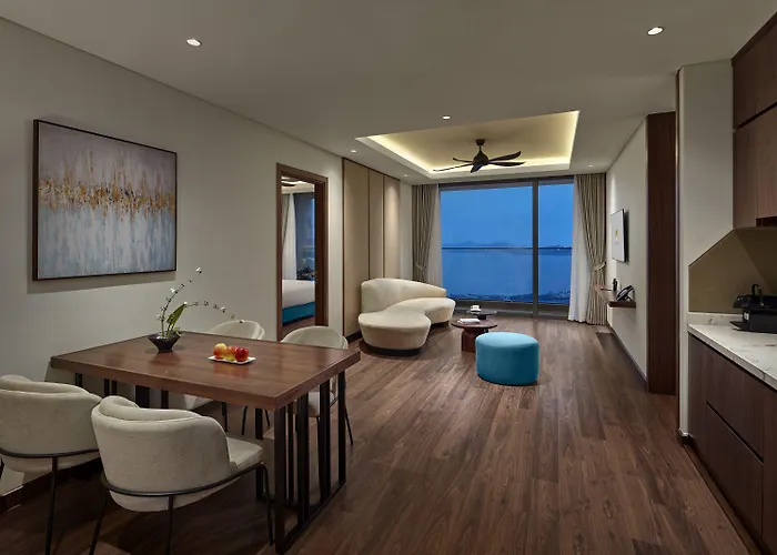 Hotel The Watson Premium