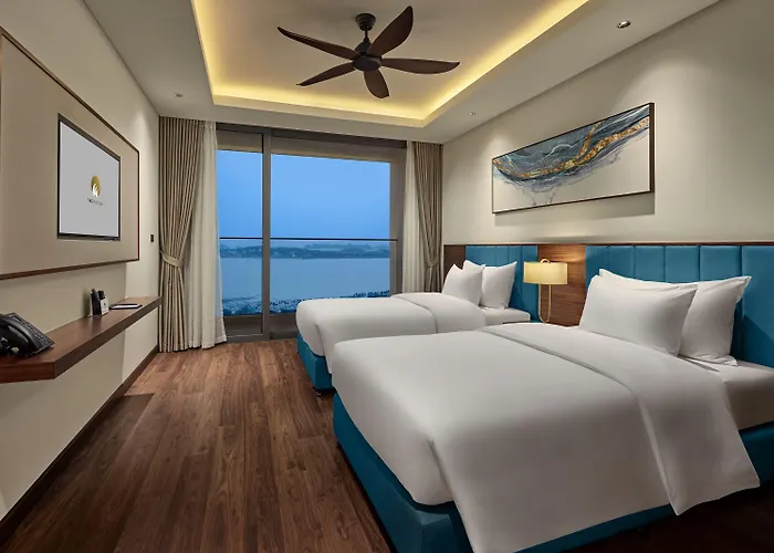 The Watson Premium Hạ Long